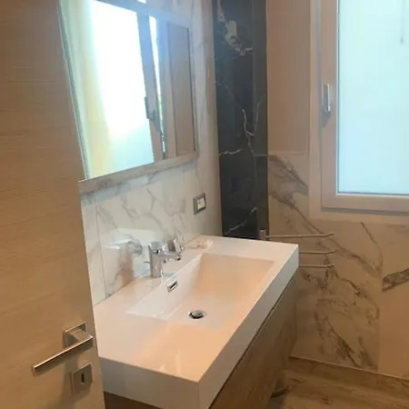 Elegante Appartamento Daniela Apartment Senigallia