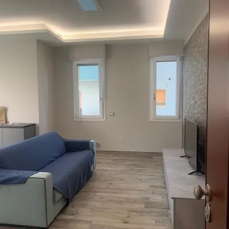 Elegante Appartamento Daniela Apartment *