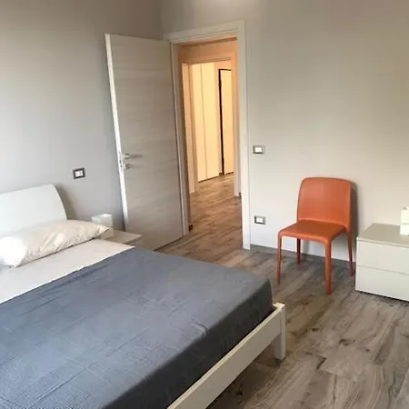 Elegante Appartamento Daniela Apartment *